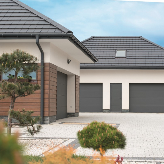 Unipro sekcijska vrata