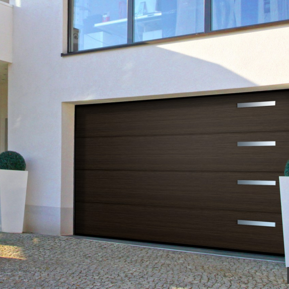 Unipro sekcijska vrata