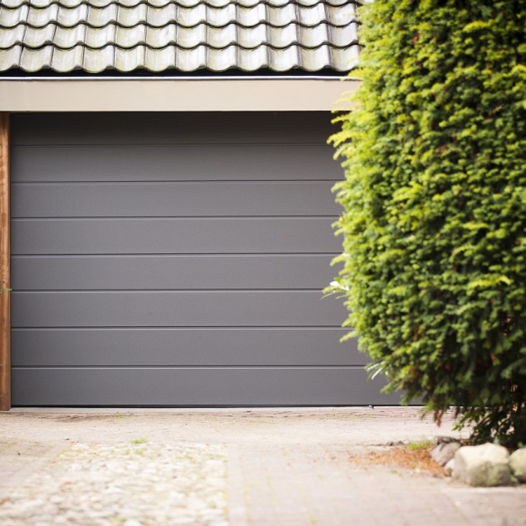 Unipro sekcijska vrata